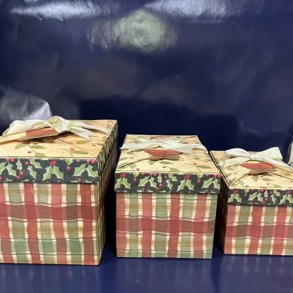 Set Of 3 Christmas Santa Nesting Gift Boxes Cardboard - Picture 2 of 16